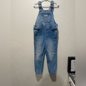 Vintage Oshkosh  Girls 5t Pink Pin Striped Denim Overalls